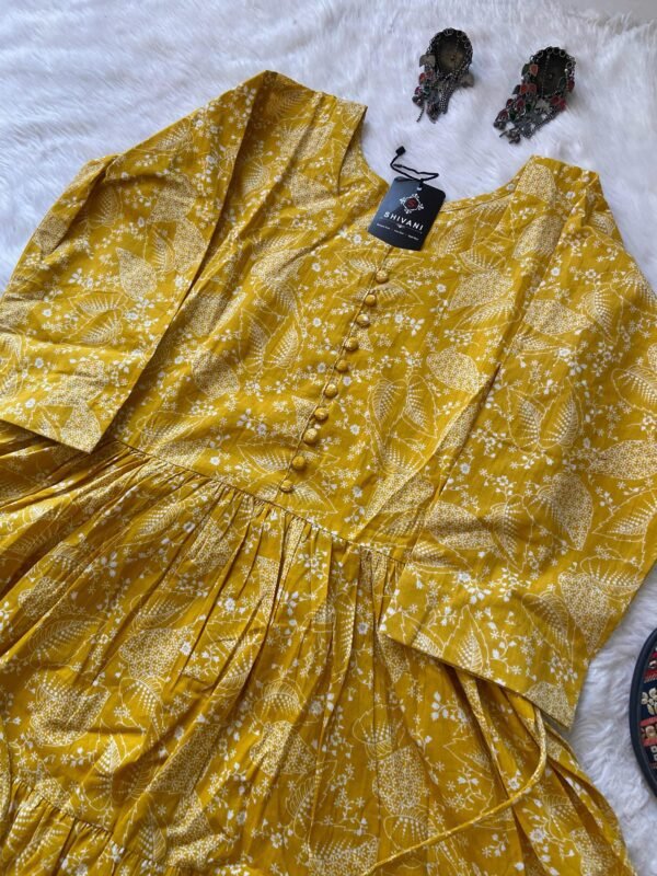Shivani Floral Print Cotton Tunic Tunic buy online Ahmedabad Gujarat India (4).jpg