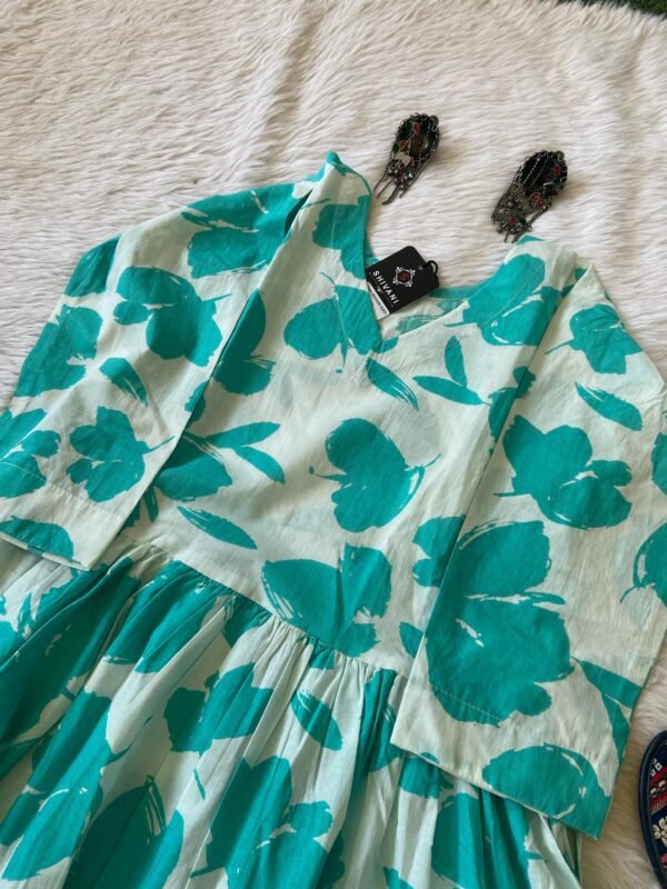 Shivani Floral Print Cotton Tunic Tunic buy online Ahmedabad Gujarat India (4).jpg