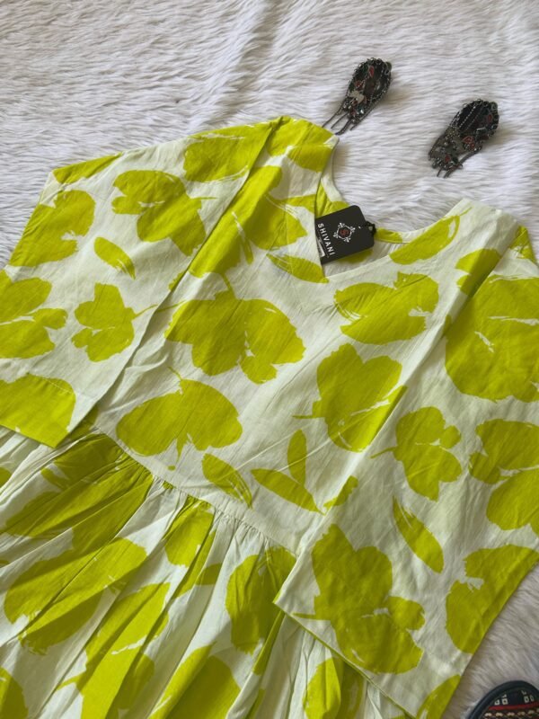 Shivani Floral Print Cotton Tunic Tunic buy online Ahmedabad Gujarat India (4).jpg